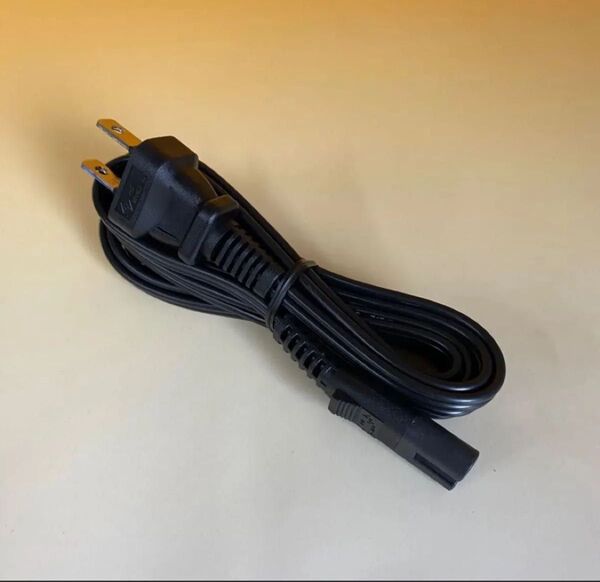 家庭用ミシンの電源コード★新品★(メガネ型)