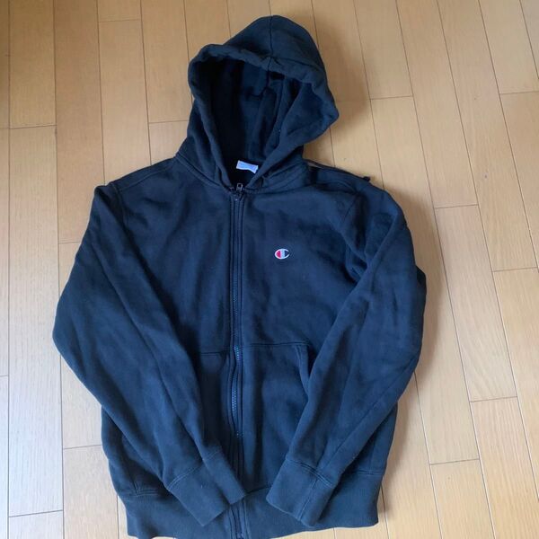 Champion 黒 ジップアップパーカーMサイズ