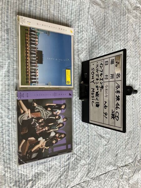 ①乃木坂46、ハルジオンが咲く頃、他5曲入り ②インフルエンサー、他5曲入り