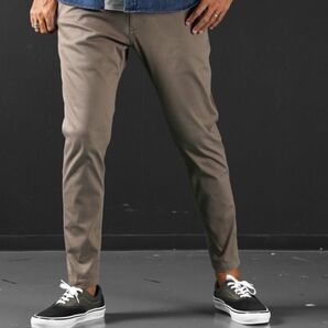 【定価13,200円】『ワンダーシェイプ』 テーパードスキニーパンツ S