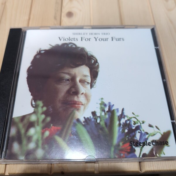 シャーリー・ホーン SHIRLEY HORN/VIOLETS FOR YOUR FURS