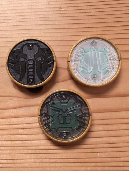 仮面ライダー オーズ サイ ゴリラ ゾウ サゴーゾコンボ オーメダル コアメダル