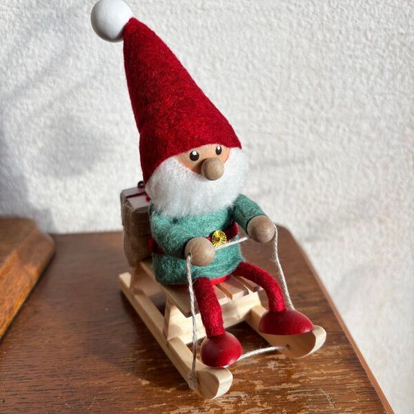 新品 ノルディカニッセ そりに乗ったサンタ Joy to the world