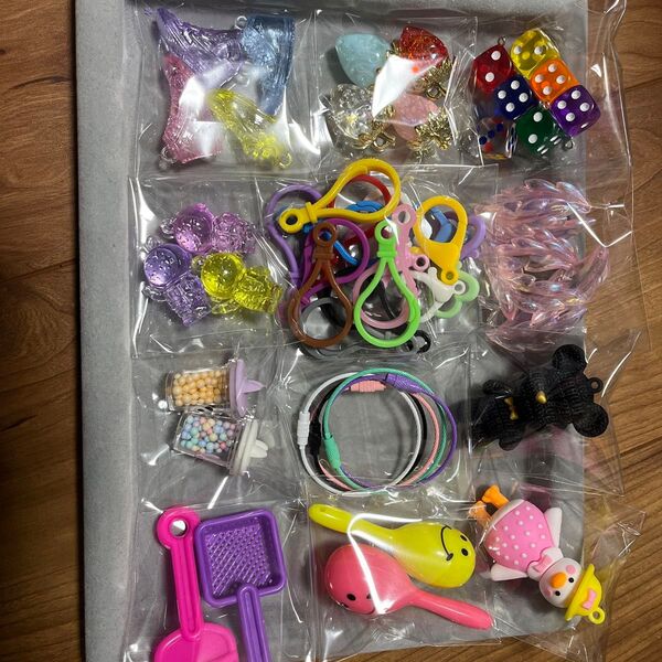 送料手数料込!チャームセット
