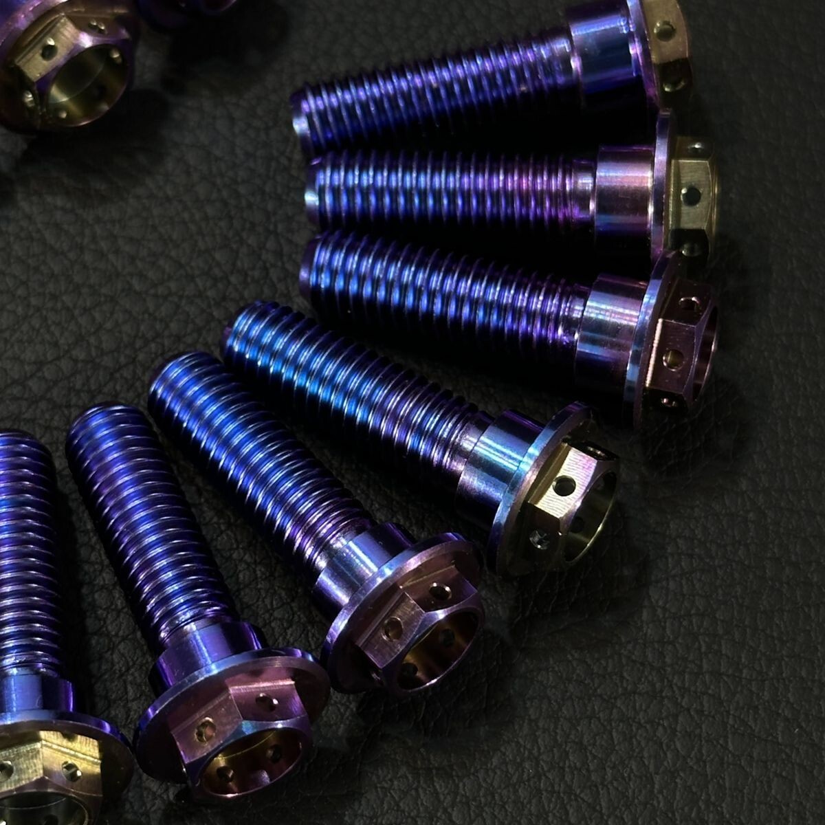 64チタン M8×30mm 15本 ブレーキ ディスク ボルト Ninja 650 500 400 250 Ninja 7 VERSYS 1000 Vulcan 1700 900 ローター bv1998 64チタン M8×30mm 15本 ブレーキ ディスク ボルト Ninja 650 500 400 250 Ninja 7 VERSYS 1000 Vulcan 1700 900 ローター bv1998