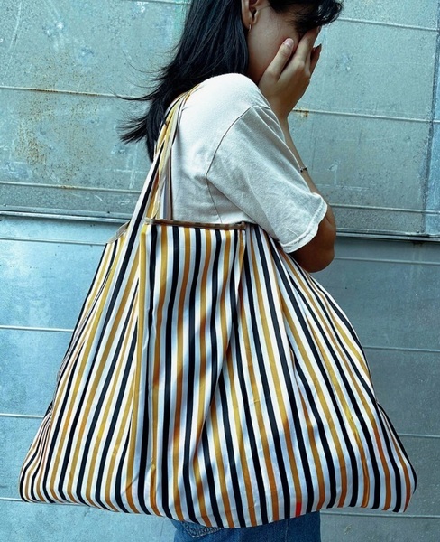 ■新品■エコバッグ【ストライプ 縦模様】【柄A】大容量 コンパクト 簡単 かわいい 便利 ショッピングバッグ