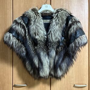 SAGAFOX ROYAL Supreme Quality Ranched Fox ショール