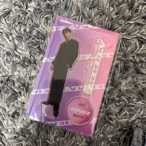 ATEEZ POPUP アクリルスタンド サン