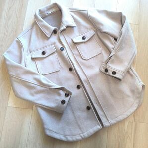 送料込み ZARAジャケット アイボリー