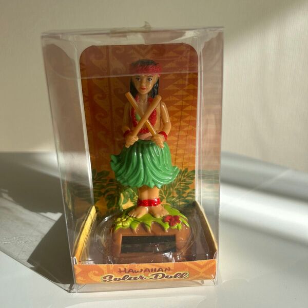 KC Hawaii Pilialoha HulaSolarDollKCハワイピリアロハフラダンサーソーラーダッシュボードドール