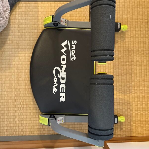 ワンダーコアスマート 腹筋マシン WONDER Core Smart