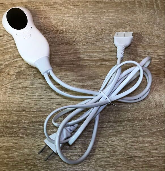 【ジャンク】フットウォーマー用コントローラー付き電源ケーブル