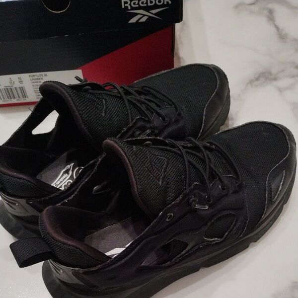 Reebokフューリーライト 95 / FURYLITE 95 (ブラック)24cm
