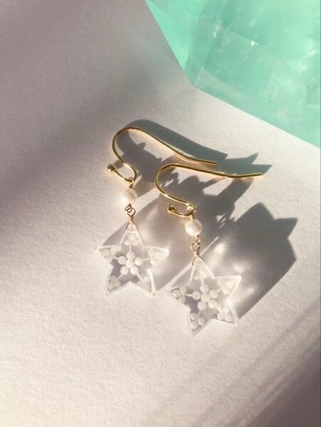 水晶、シェルパールピアス