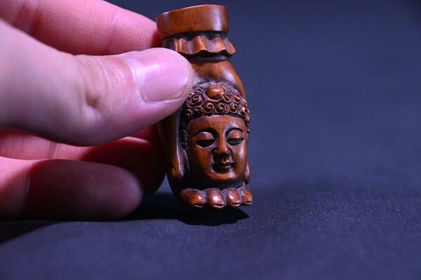 【骨董品】密教 掌中菩薩 信仰 宗教 根付 Netsuke 精密 彫刻 超絶技巧 彫塑 提げもの 提物 形彫
