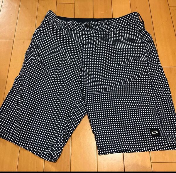 Oakley チェック柄パンツ 28サイズ ハーフパンツ