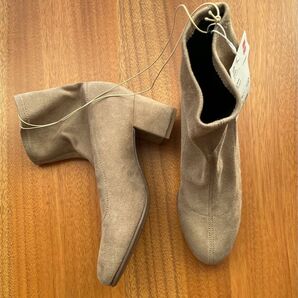 ショートブーツ