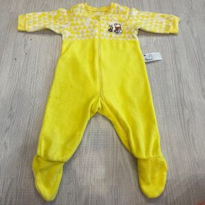 UNIQLOベビー くまのプーさんカバーオール