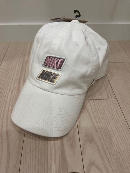 新品未使用★nike by you キャップ M/L