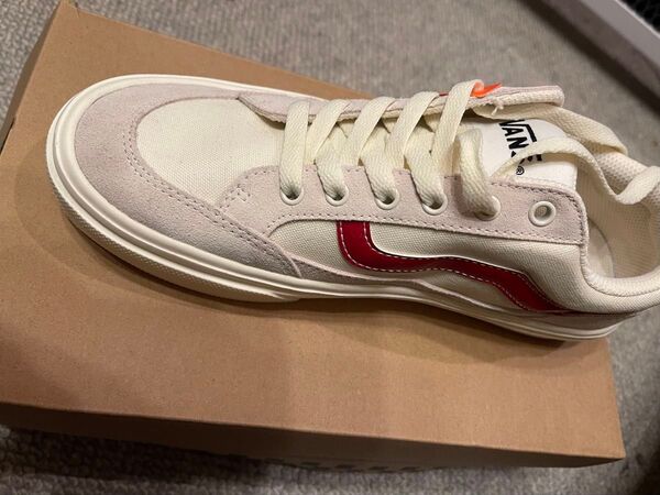 VANS スニーカー