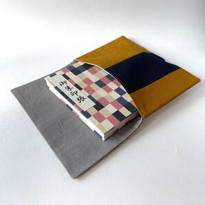 御朱印帳入れ Kindle入れ 母子手帳入れ ハンドメイド キャメル×紺 黄金比