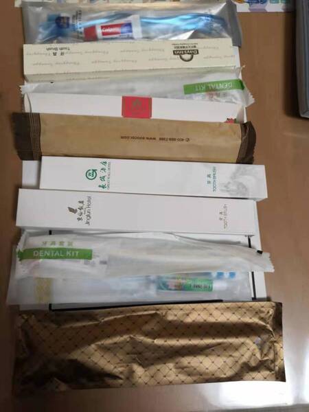 (送料込み!!) ★☆(貴重)(新品未開封) 中国のホテル アメニティ 歯ブラシ 個包装 10本まとめて (No.1572)☆★