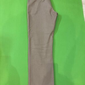 ユニクロ チノパンツ ベージュ ウエスト79cm 送料込み料金