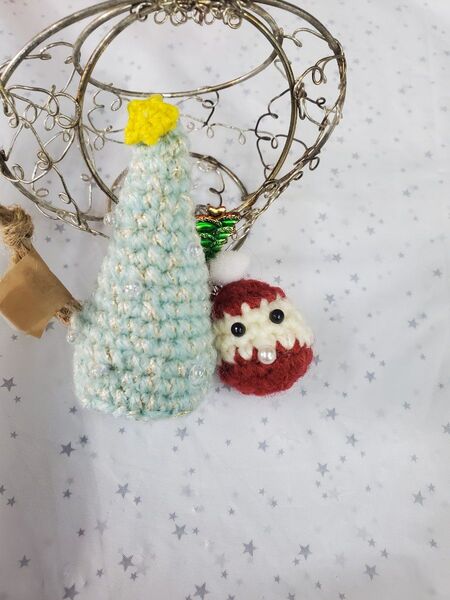 ハンドメイド ストラップ あみぐるみ クリスマス クリスマスツリー サンタキーホルダー