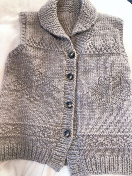 handmade カウチンセーター ジレ ニットベスト 羽織り 良質ウール100 【是非この機会に最終値下げ】