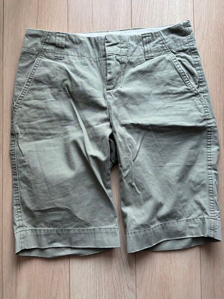 【GAP】ハーフパンツ カーキ色