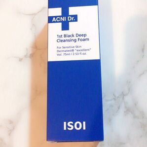 【新品、未使用】isoi アクニドクター 1st ブラックディープクレンジングフォーム 75ml