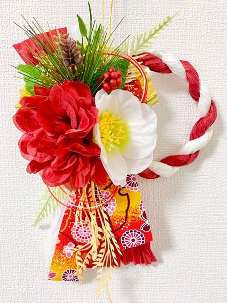 しめ縄 ハンドメイド 約28㎝×19㎝ リース 紅白 正月飾り