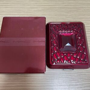 MACルビー&スモーキーアイズ