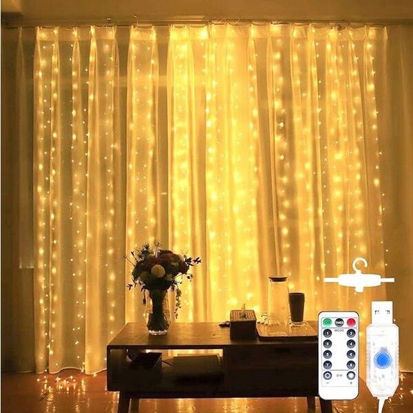 LEDイルミネーションライト カーテンライト 暖色 USB給電 窓飾り リモコン 300led