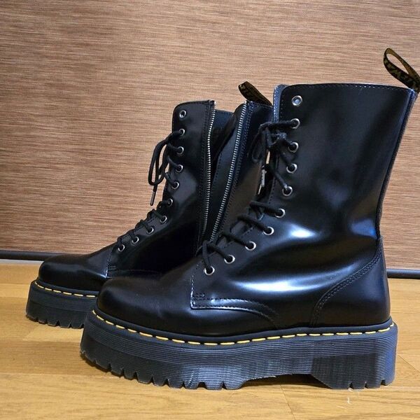 Dr.Martens JADON HI 10ホール