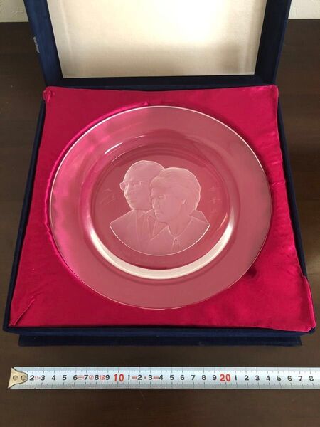 池田大作 香峯子 39年結婚アニバーサリー記念品 飾り皿