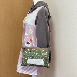 箱ティッシュが入るサコッシュ ハコッシュ 保育士さん 介護士さん 便利グッズ