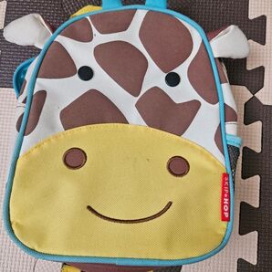 リュック キリン柄 普段使いからピクニック等 男の子 女の子