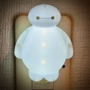 プラグイン型LEDキャラクター照明