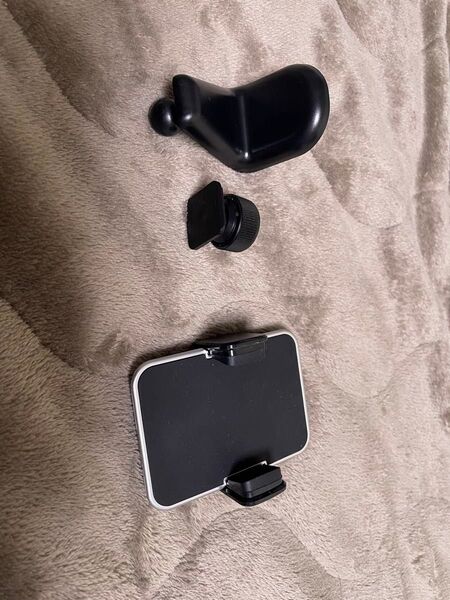 AQ. スマートフォンホルダー アームキャッチ 両面テープ取り付けタイプ