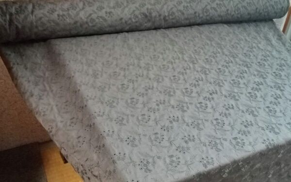 京都産 綿100%刺繍生地 チャコール系 巾100cm×2mカット販売