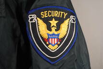 新品　本物　アメリカ企業物デザイン　HARTWELL Sports　アメリカ　警備員　SECURITY　ナイロン100％　ウインドウレーカー　紺　L_画像3