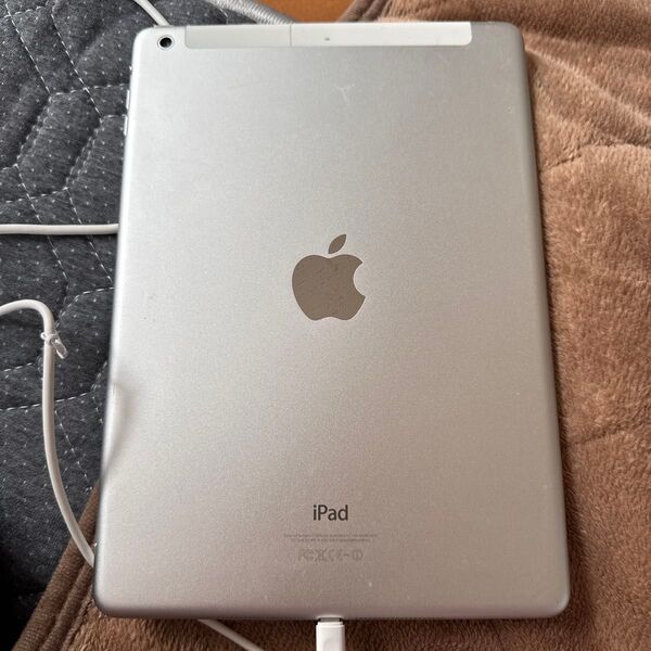iPad Air アップル