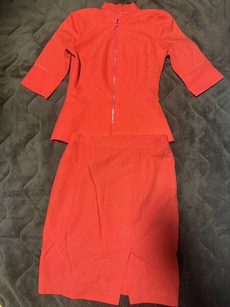 エアアジア ジャケット スカート 客室乗務員 制服 ピンバッジ ca ユニフォーム 中古 USED 【E10】