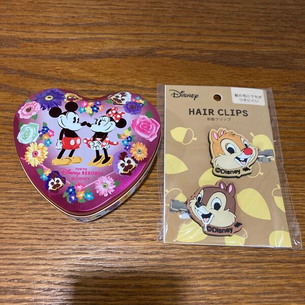 ミッキー&ミニー ハート缶+チップ&デール前髪クリップ