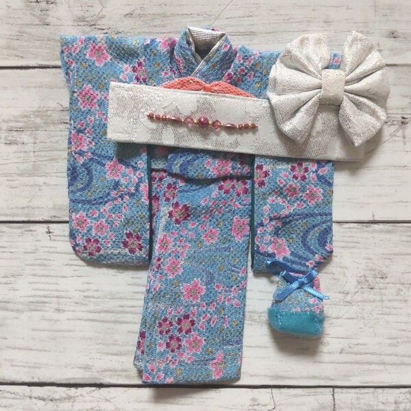 338 ハンドメイド リカちゃん 着物 ちりめん 振袖 ブルー 桜