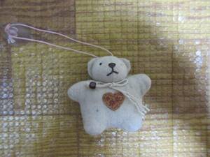 *... small soft toy * 124