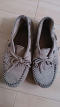 MINNETONKA MOCCASINミネトンカコンチョ&フリンジショートブーツ_画像1