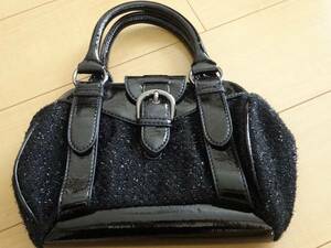 used美品★soint joie 黒色コンパクトハンドバッグ★飾りベルト