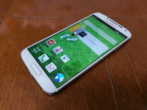 即落/即発!!美中古品 SC-04E Galaxy S4 ホワイト